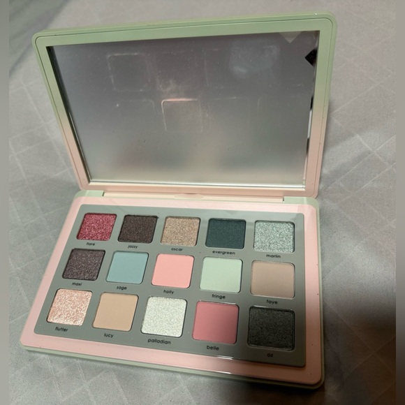 New Natasha Denona Retro Glam Eyeshadow Palette - Picture 8 of 8